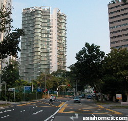 Singapore, The Edge At Cairnhill very near Newton subway & Orchard Road