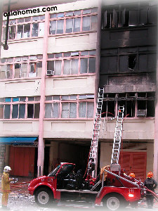 Jan 13 04 Toa Payoh Industrial shop explosion