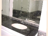 Woodgrove Condo - White jacuzzi baths in penthouse